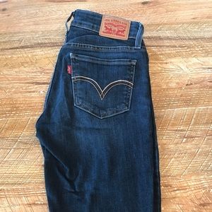 Levi’s 535 Super Skinny Jeans